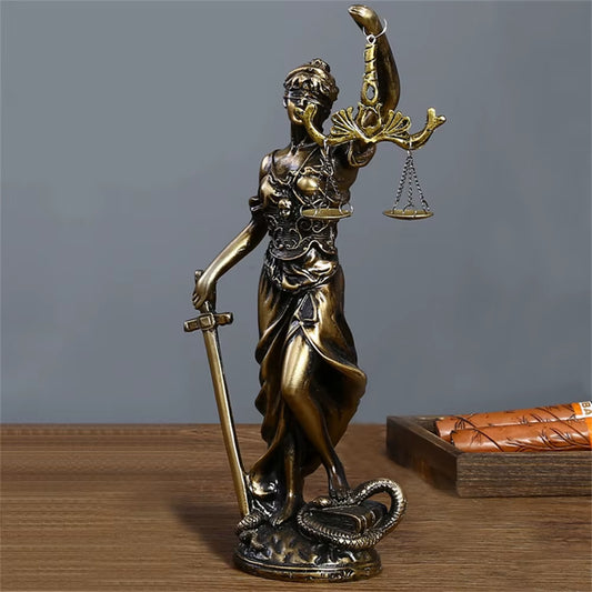 Themis Goddess of Justice Statue Greek Mythology Ornaments Fair Angel Sculpture Tianping Gods Astraya Vintage Home Decoration